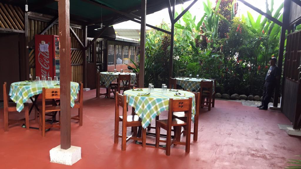 Hostal El Paisano Puerto Misahuallí 외부 사진